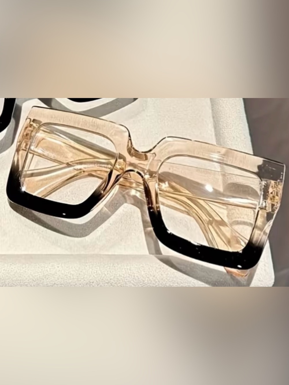Clear Beige And Black Retro Square Sunglasses - Fashion Women's Accessories